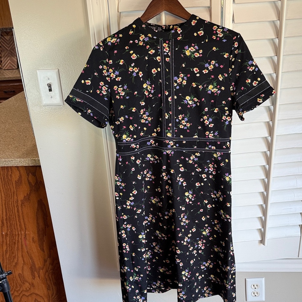 Chic Black Floral Dress